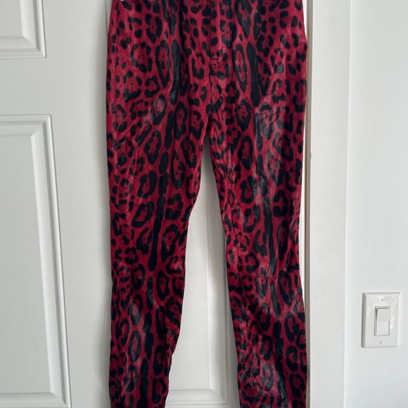 DOLCE & GABBANA Red Coated Leopard Print Skinny
Jeans size 40 - Picture 5 of 10
